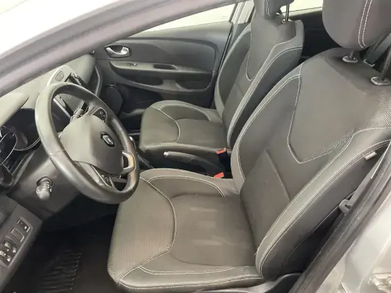 RENAULT CLIO IV - voiture d'occasion - Photo 17