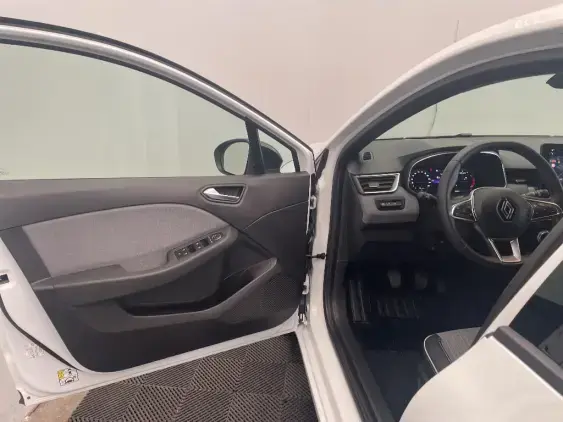 RENAULT CLIO V - voiture d'occasion - Photo 19