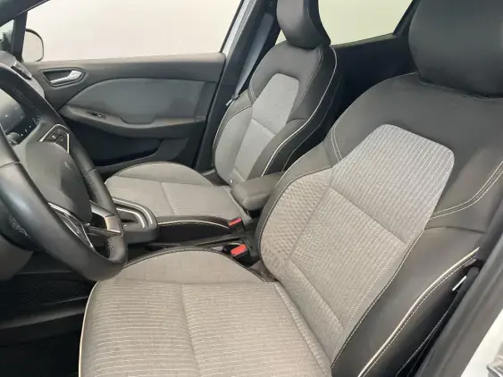 RENAULT CLIO V - voiture d'occasion - Photo 17