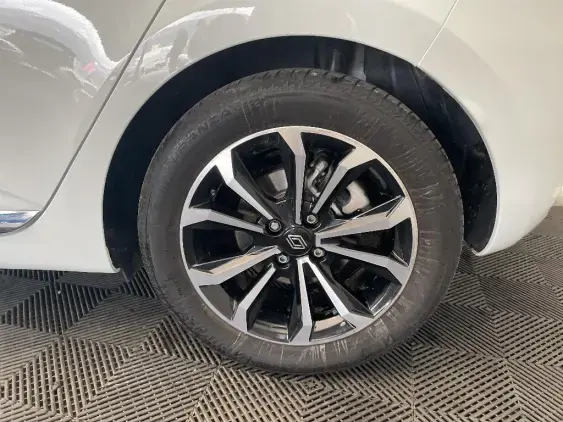 RENAULT CLIO V - voiture d'occasion - Photo 22