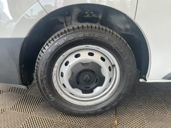 RENAULT TRAFIC FG III - voiture d'occasion - Photo 20