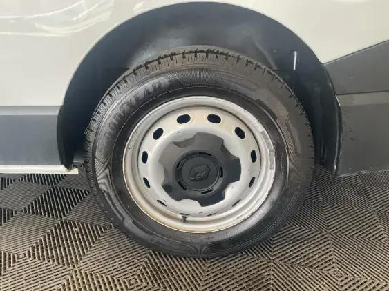 RENAULT TRAFIC FG III - voiture d'occasion - Photo 21