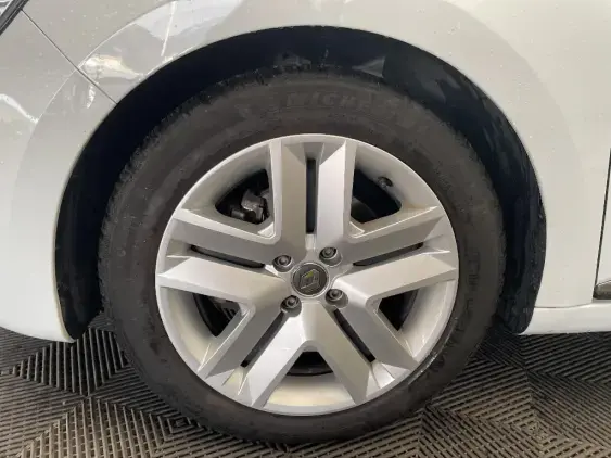 RENAULT CLIO V - voiture d'occasion - Photo 23