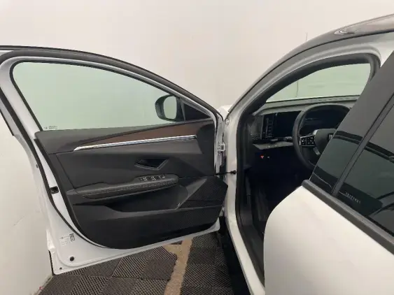 RENAULT MEGANE V - voiture d'occasion - Photo 18