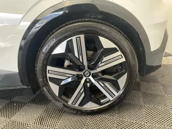 RENAULT MEGANE V - voiture d'occasion - Photo 22