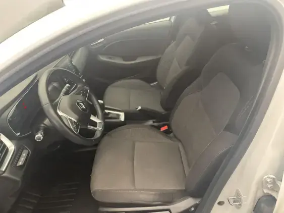 RENAULT CLIO V - voiture d'occasion - Photo 17