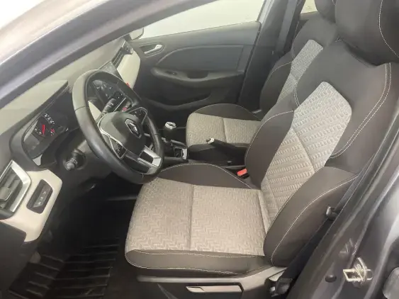 RENAULT CLIO V - voiture d'occasion - Photo 18