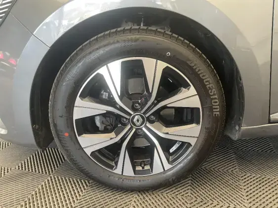 RENAULT CLIO V - voiture d'occasion - Photo 23