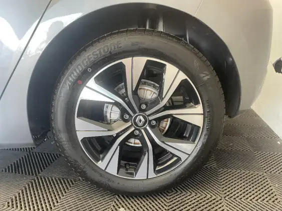 RENAULT CLIO V - voiture d'occasion - Photo 24