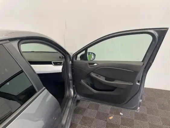 RENAULT CLIO V - voiture d'occasion - Photo 20