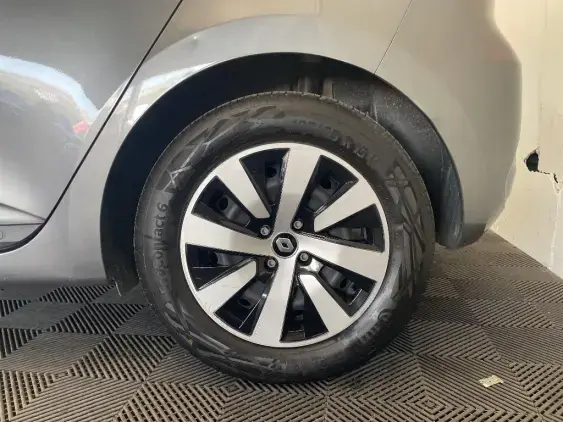 RENAULT CLIO V - voiture d'occasion - Photo 22