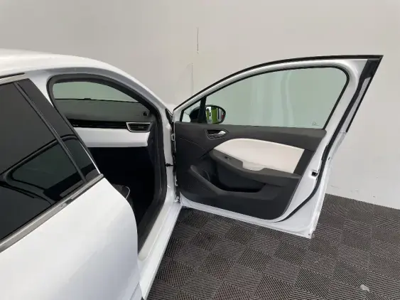 RENAULT CLIO V - voiture d'occasion - Photo 20