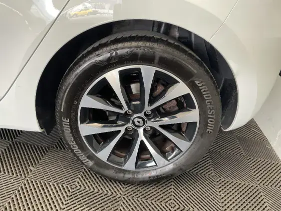 RENAULT CLIO V - voiture d'occasion - Photo 24