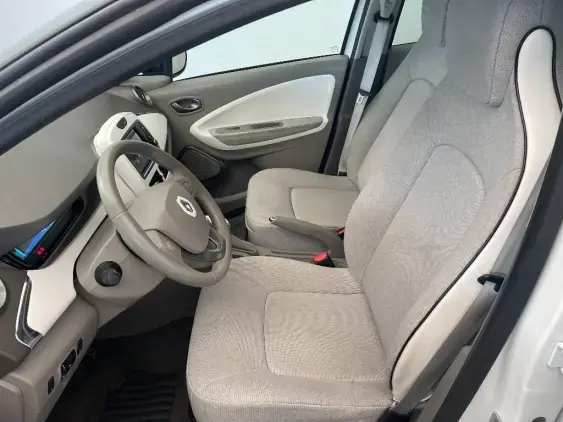 RENAULT ZOE - voiture d'occasion - Photo 17