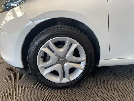 RENAULT ZOE - voiture d'occasion - Photo 22