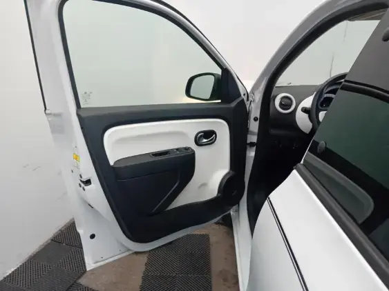 RENAULT TWINGO III - voiture d'occasion - Photo 17