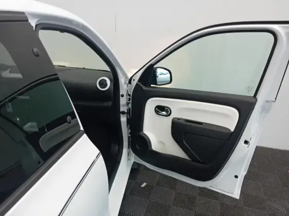 RENAULT TWINGO III - voiture d'occasion - Photo 18
