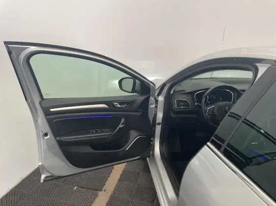 RENAULT MEGANE IV - voiture d'occasion - Photo 18