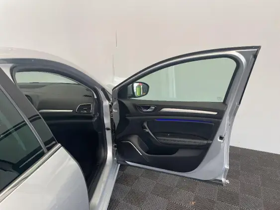 RENAULT MEGANE IV - voiture d'occasion - Photo 19