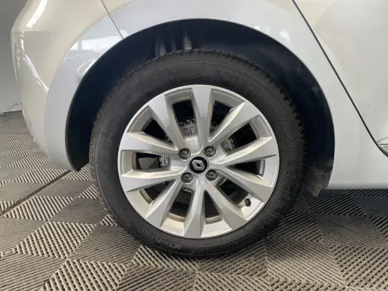 RENAULT CLIO V - voiture d'occasion - Photo 25