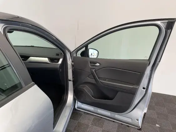 RENAULT CAPTUR II - voiture d'occasion - Photo 19