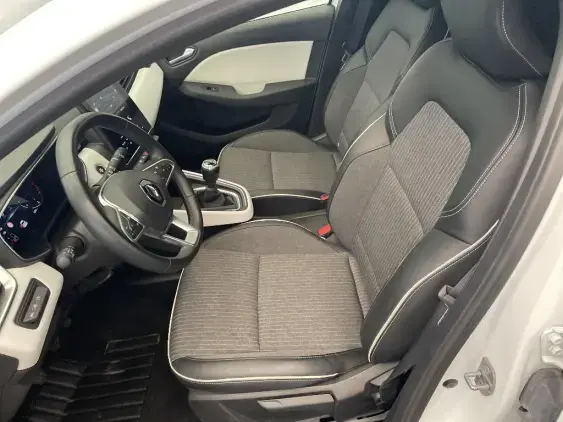 RENAULT CLIO V - voiture d'occasion - Photo 17