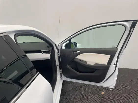 RENAULT CLIO V - voiture d'occasion - Photo 19