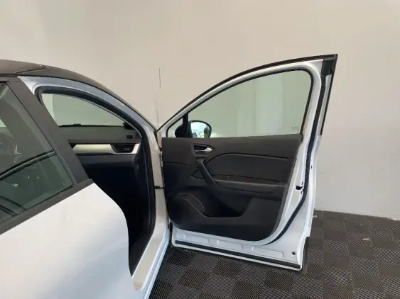 RENAULT CAPTUR II - voiture d'occasion - Photo 20