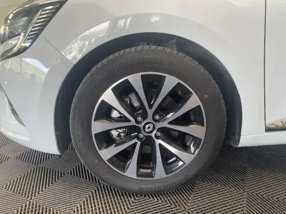 RENAULT CLIO V - voiture d'occasion - Photo 20