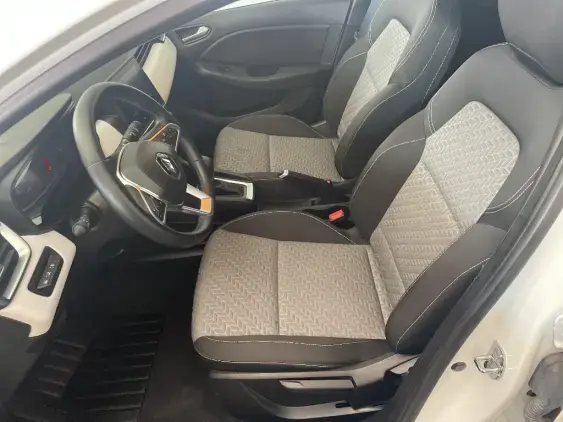 RENAULT CLIO V - voiture d'occasion - Photo 17