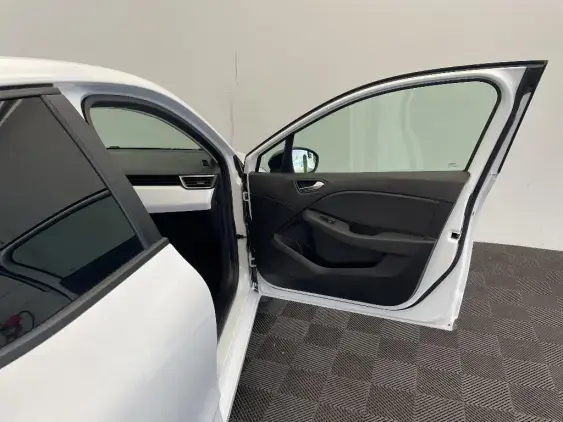 RENAULT CLIO V - voiture d'occasion - Photo 20