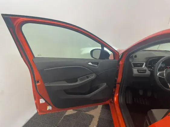 RENAULT CLIO V - voiture d'occasion - Photo 18