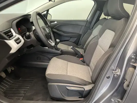 RENAULT CLIO V - voiture d'occasion - Photo 18