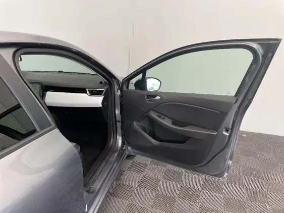 RENAULT CLIO V - voiture d'occasion - Photo 20