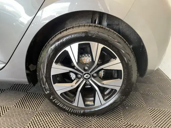 RENAULT CLIO V - voiture d'occasion - Photo 24