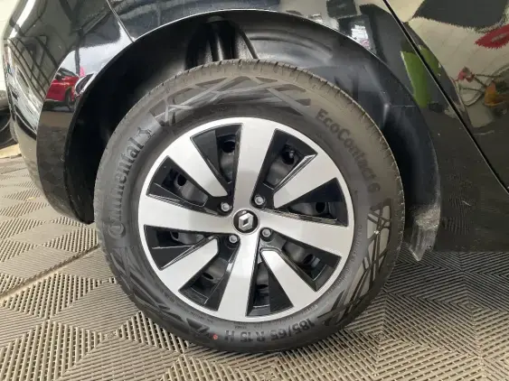 RENAULT CLIO V - voiture d'occasion - Photo 23