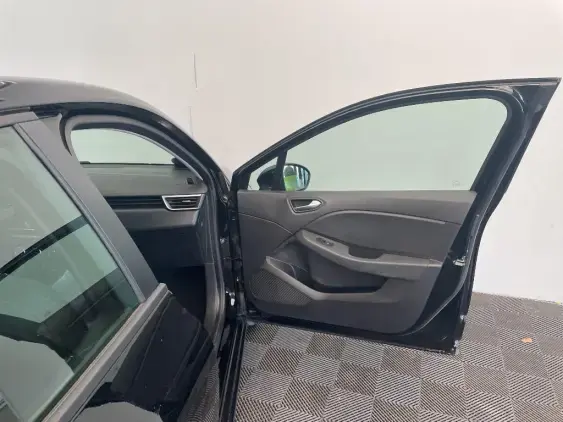 RENAULT CLIO V - voiture d'occasion - Photo 18