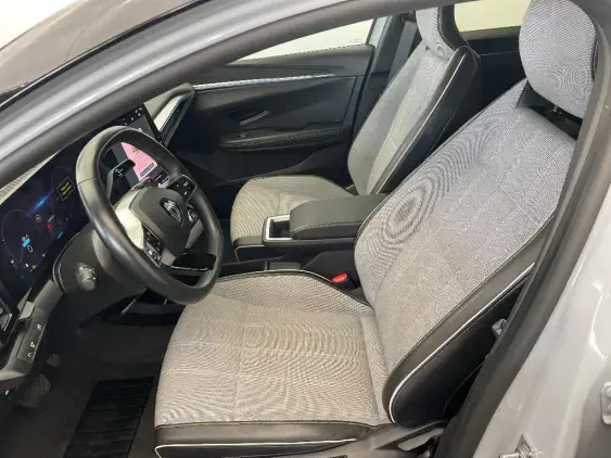 RENAULT MEGANE V - voiture d'occasion - Photo 17