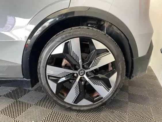 RENAULT MEGANE V - voiture d'occasion - Photo 23