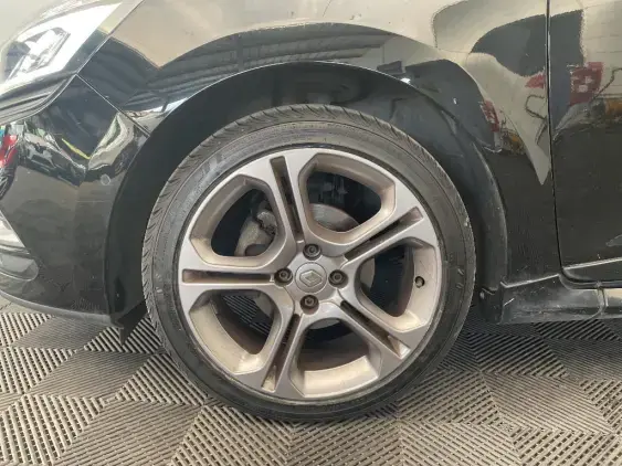 RENAULT CLIO IV - voiture d'occasion - Photo 23