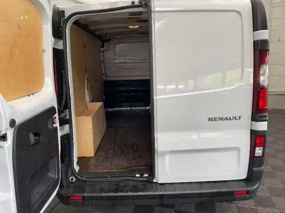 RENAULT TRAFIC FG III - voiture d'occasion - Photo 15