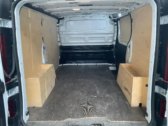 RENAULT TRAFIC FG III - voiture d'occasion - Photo 16