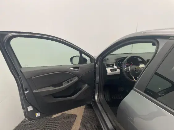 RENAULT CLIO V - voiture d'occasion - Photo 19