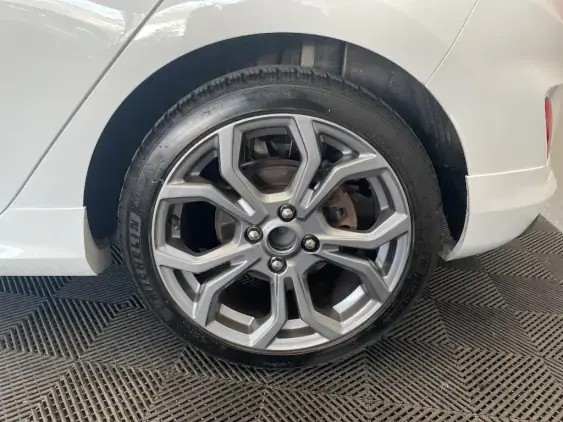 FORD FIESTA VII - voiture d'occasion - Photo 23