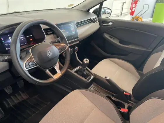 RENAULT CLIO V - voiture d'occasion - Photo 18