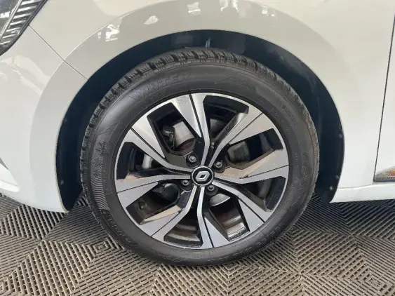 RENAULT CLIO REVERSIBLE V - voiture d'occasion - Photo 20