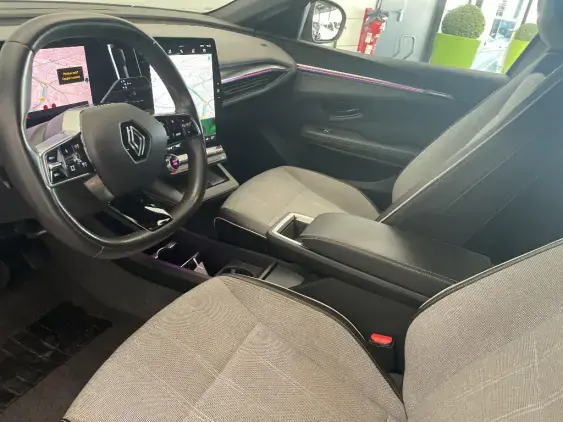 RENAULT MEGANE V - voiture d'occasion - Photo 17