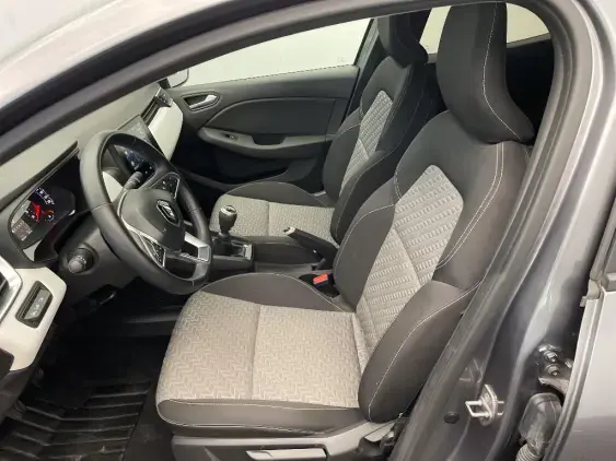 RENAULT CLIO V - voiture d'occasion - Photo 17