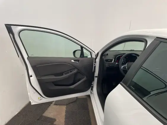 RENAULT CLIO V - voiture d'occasion - Photo 19