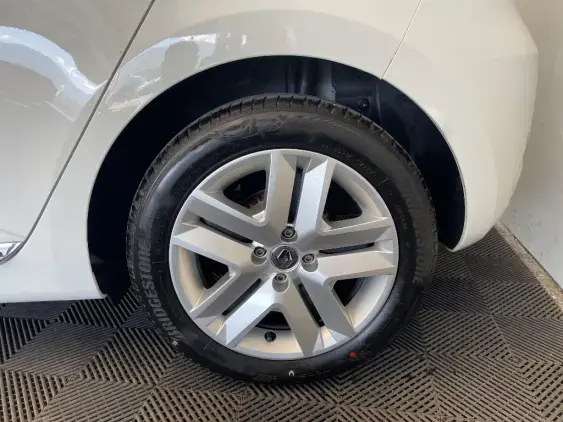 RENAULT CLIO V - voiture d'occasion - Photo 24